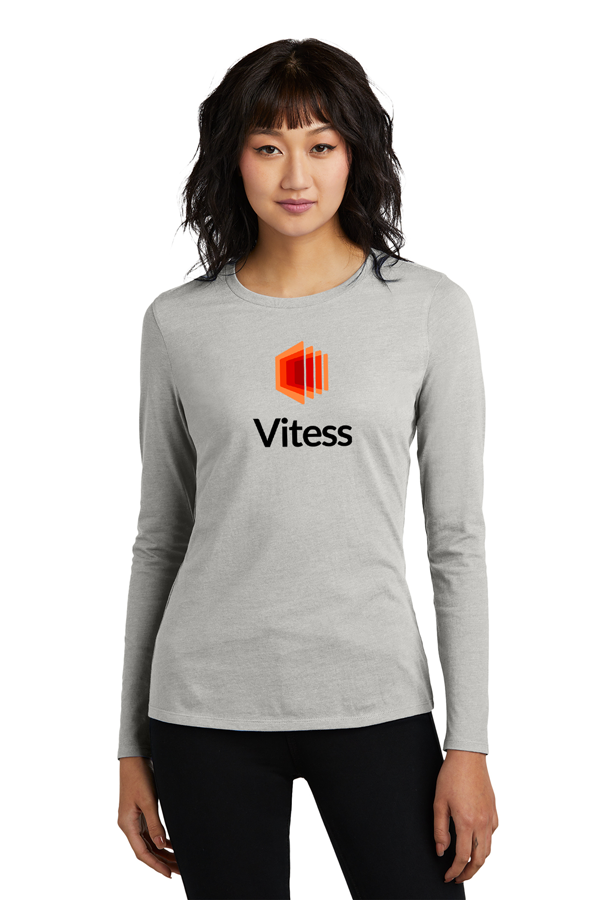 Vitess Full-Color| Fitted-Cut District Perfect Blend Long-Sleeve Tee